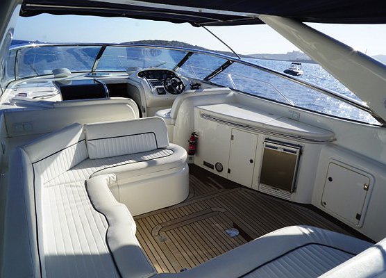 Sunseeker Camargue 47