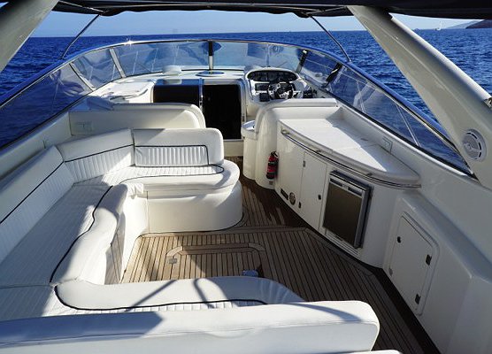 Sunseeker Camargue 47